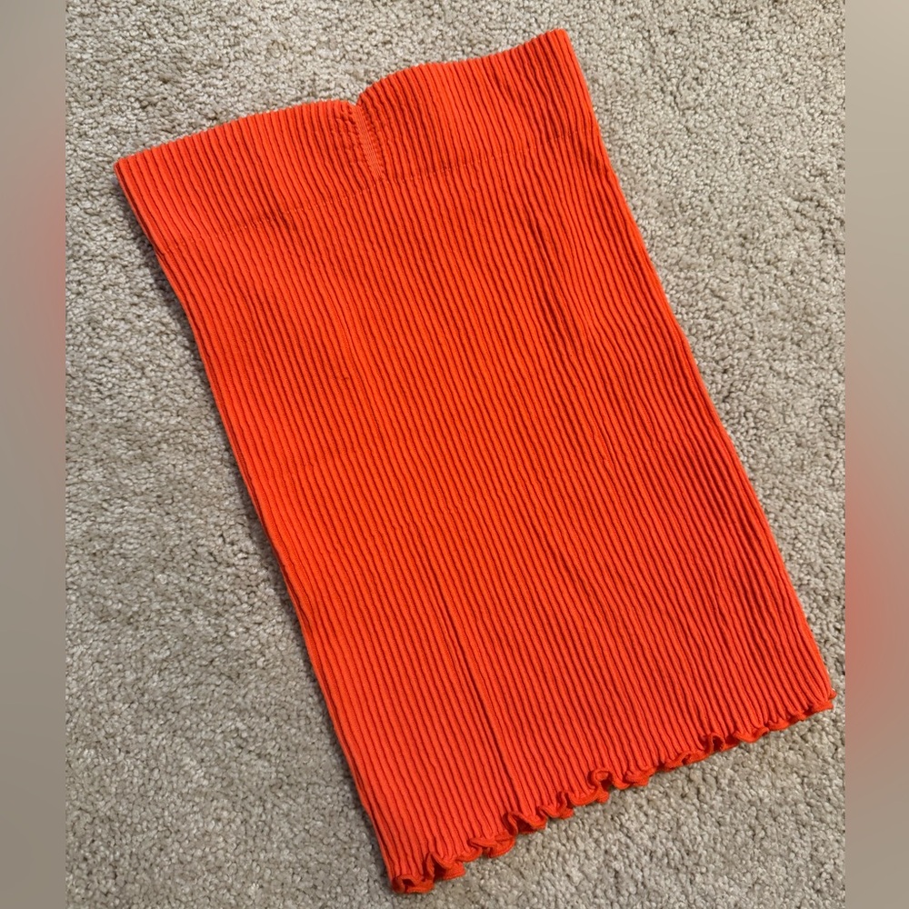 Lane 201 Ruffled Tube Top 🧡❤️ - Picture 4 of 6